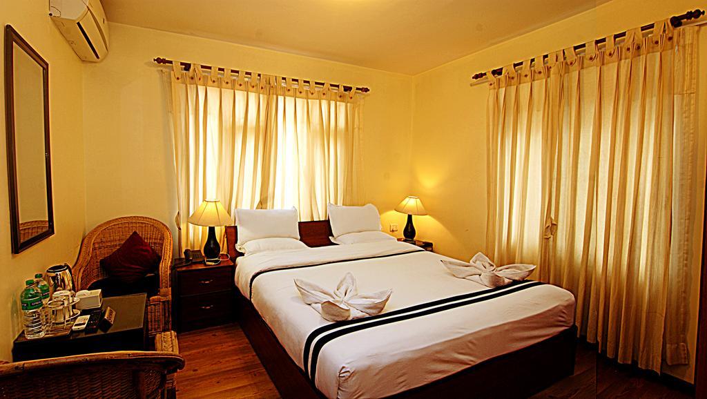 Hotel Amaryllis Катманду Екстер'єр фото
