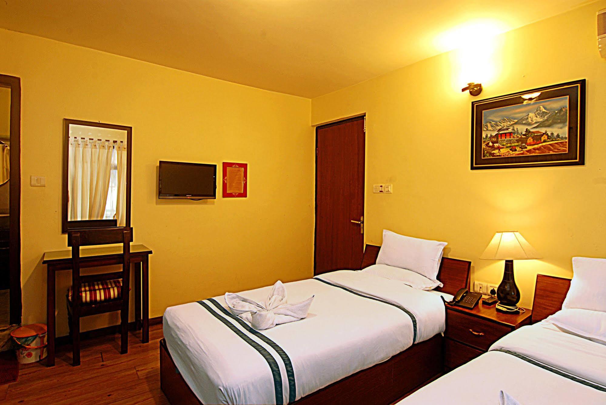 Hotel Amaryllis Катманду Екстер'єр фото